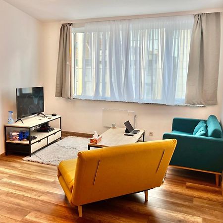 Design Studio Perfectly Located - Eu Madou - Park Apartment Brussels Exterior photo